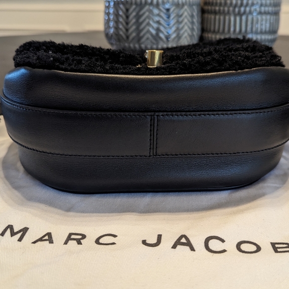 🌟Marc Jacobs Shearling Bag w/tags - Picture 8 of 13